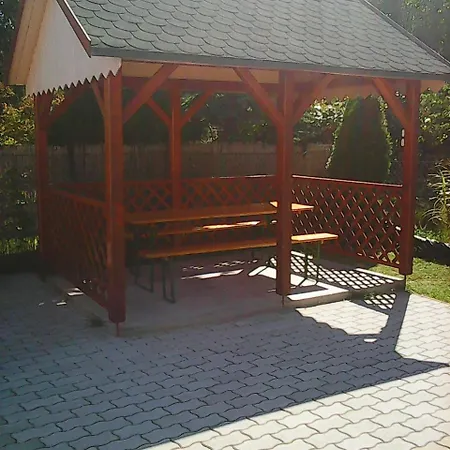 Arvacska Nyaralo Holiday home